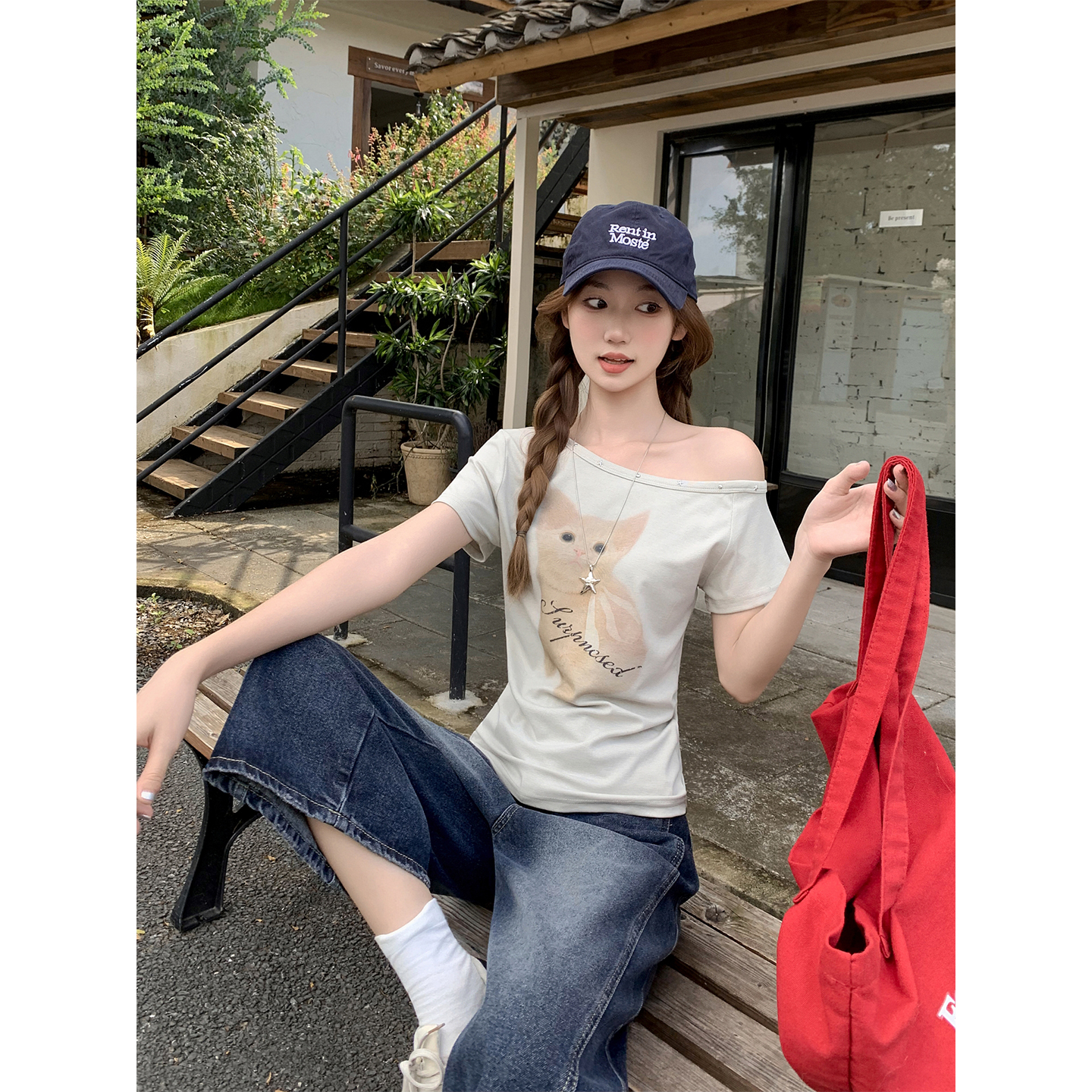 Korean Style Cartoon Print One-Shoulder T-Shirt Women Short Sleeve Summer 2026 Slim Fit Off-Shoulder Top - Image 5