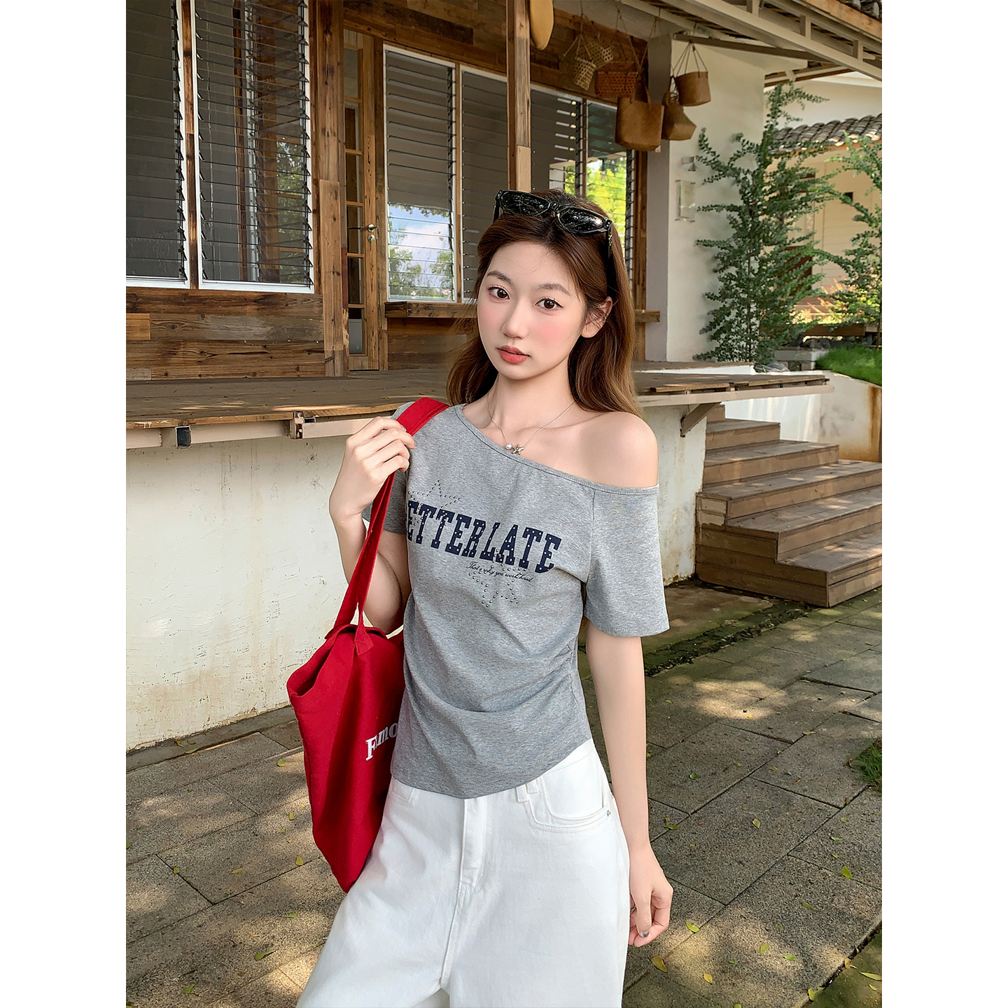 American Sweet Cool Style Rhinestone Short Sleeve T-Shirt Women Summer New Off-Shoulder Letter Print Waist-Slimming Top - Image 4