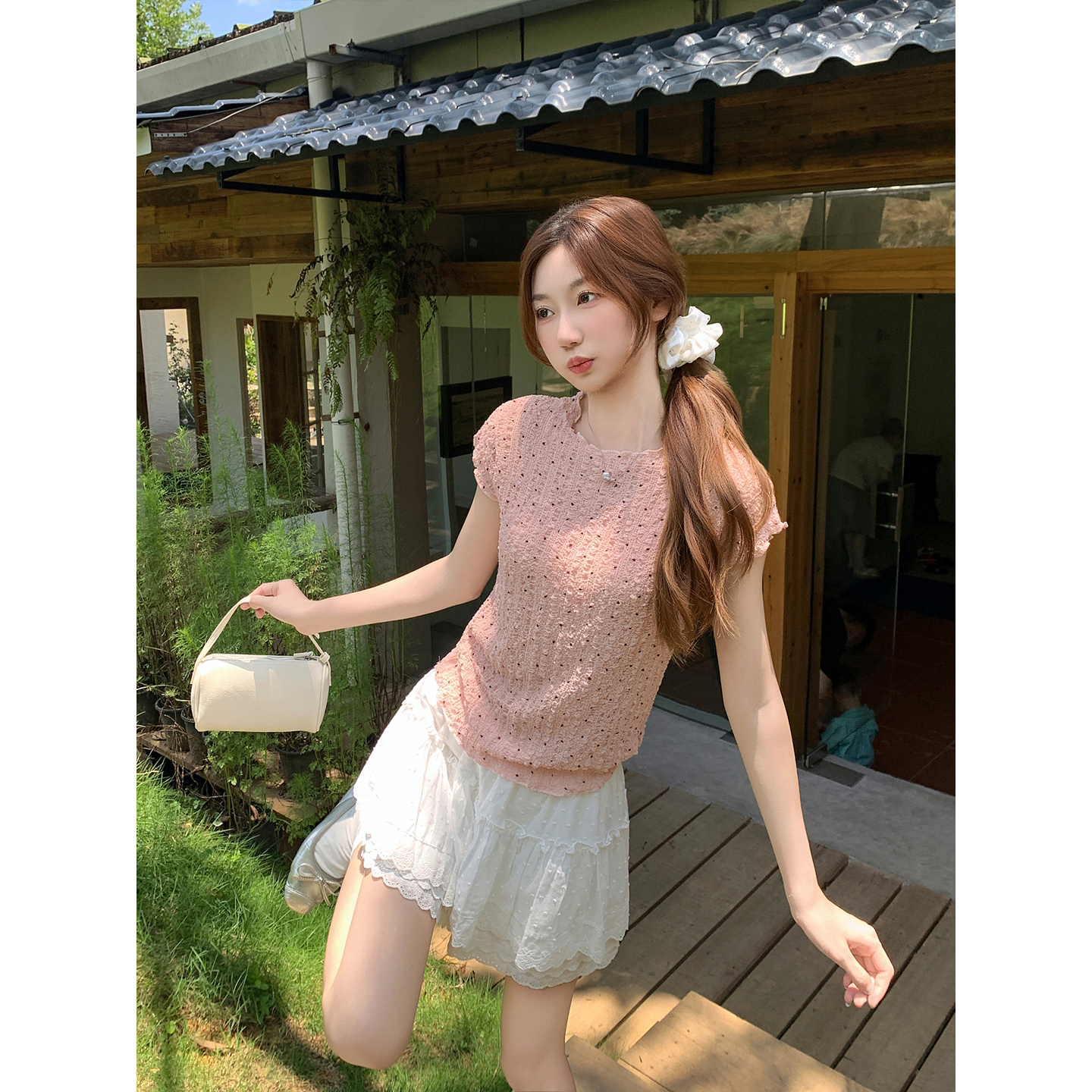 French Polka Dot Textured Short Sleeve T-Shirt for Women Summer New Korean Style Ruffle Trim Simple Commuter Top - Image 3