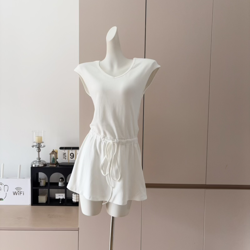 Versatile Sleeveless V-Neck A-Line Dress Slimming Casual Women's Dress - Image 4