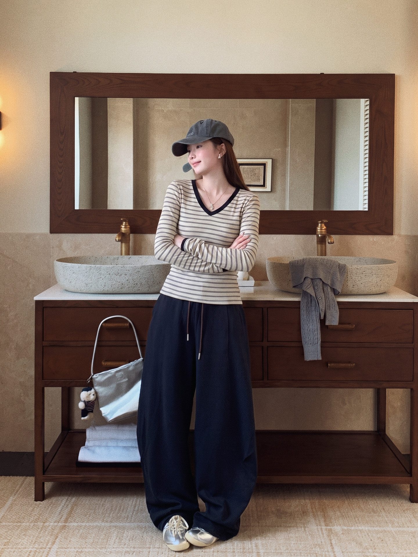 Striped Long Sleeve V-Neck T-Shirt for Women Fall 2026 Slim Fit Base Layer Top - Image 4