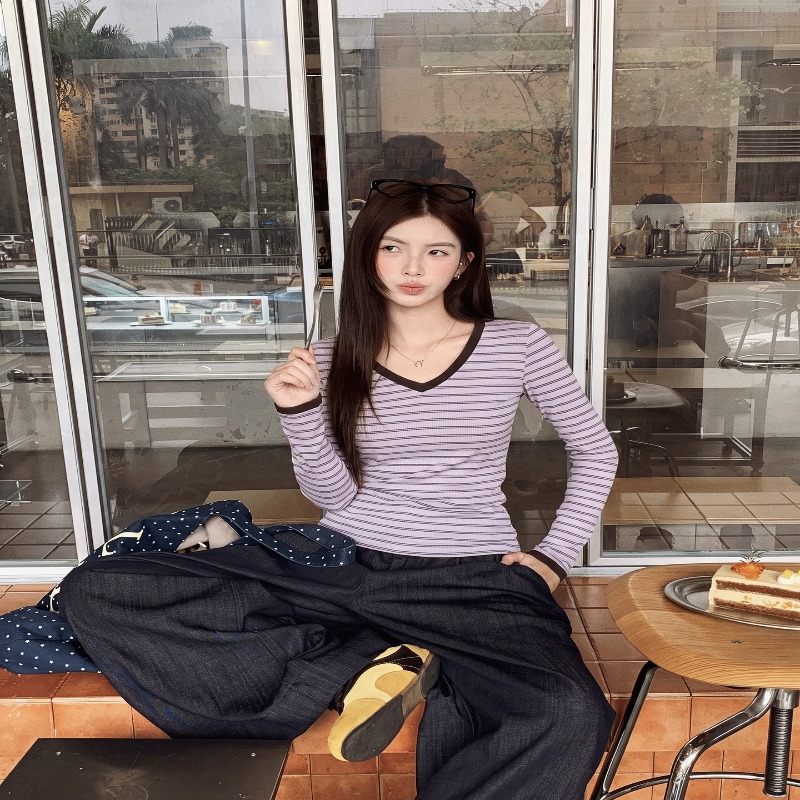 Striped Long Sleeve V-Neck T-Shirt for Women Fall 2026 Slim Fit Base Layer Top - Image 5