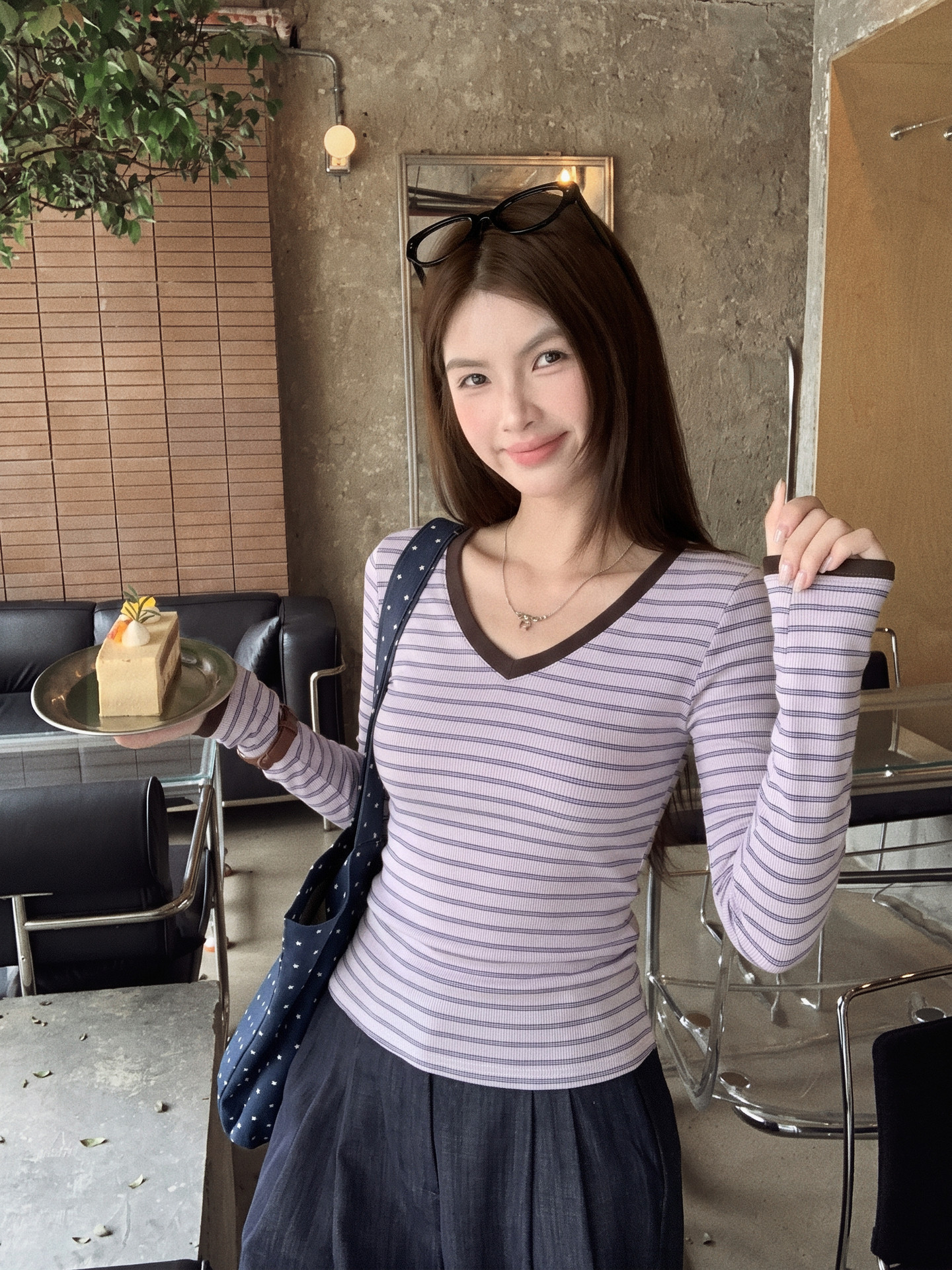 Striped Long Sleeve V-Neck T-Shirt for Women Fall 2026 Slim Fit Base Layer Top - Image 2